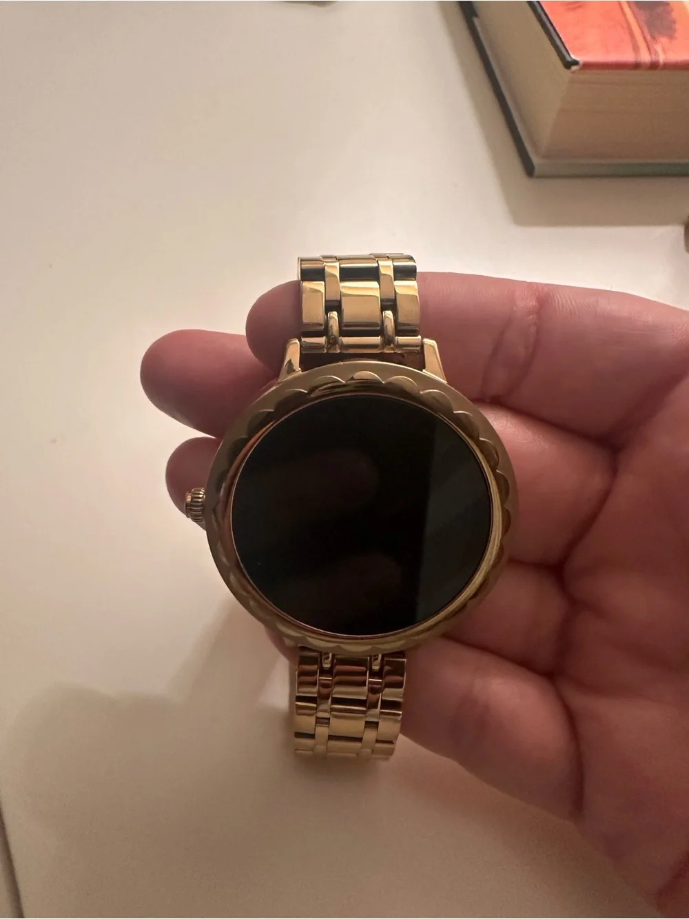 Kate Spade Scallop Rose Gold Smartwatch